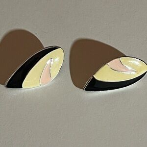 Elegant Black and Cream Earrings